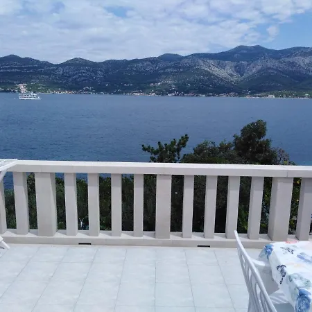 Apartments By The Sea Tri Zala, Korcula - 556 Apartment *